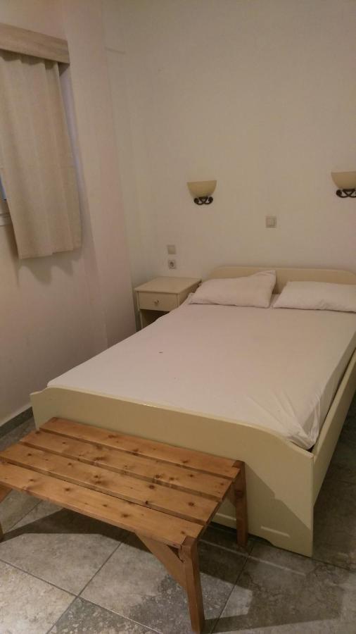 Psarou Apartments Paralía Skotínis エクステリア 写真